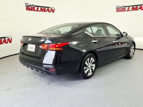Used 2024 Nissan Altima 2.5 S image 6