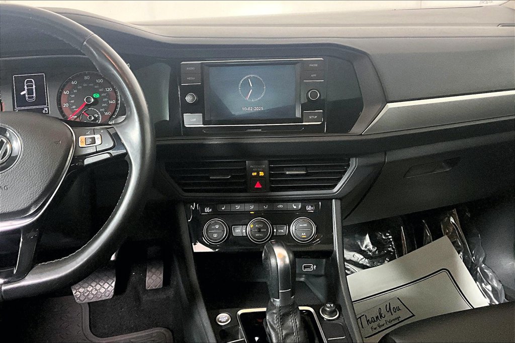 Used 2019 Volkswagen Jetta SE FWD image 6