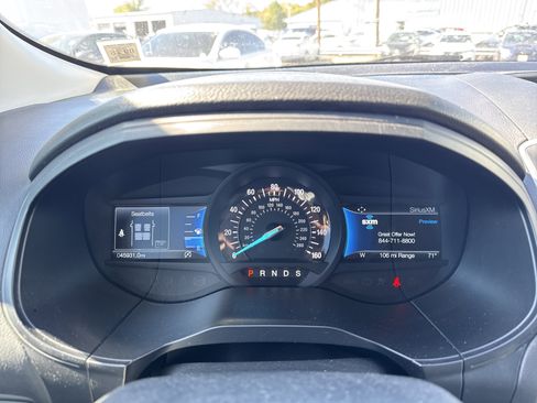 Used 2023 Ford Edge SEL image 17