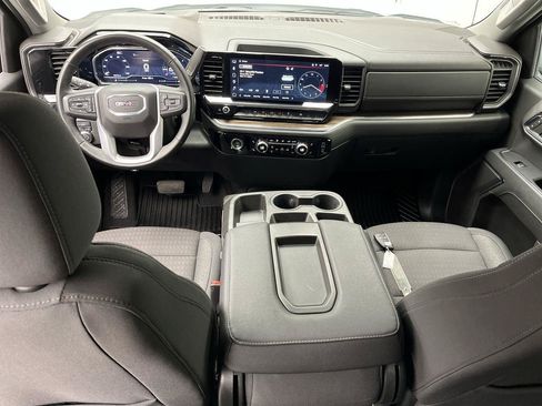 Certified 2024 GMC Sierra 1500 Elevation AWD/4WD image 4