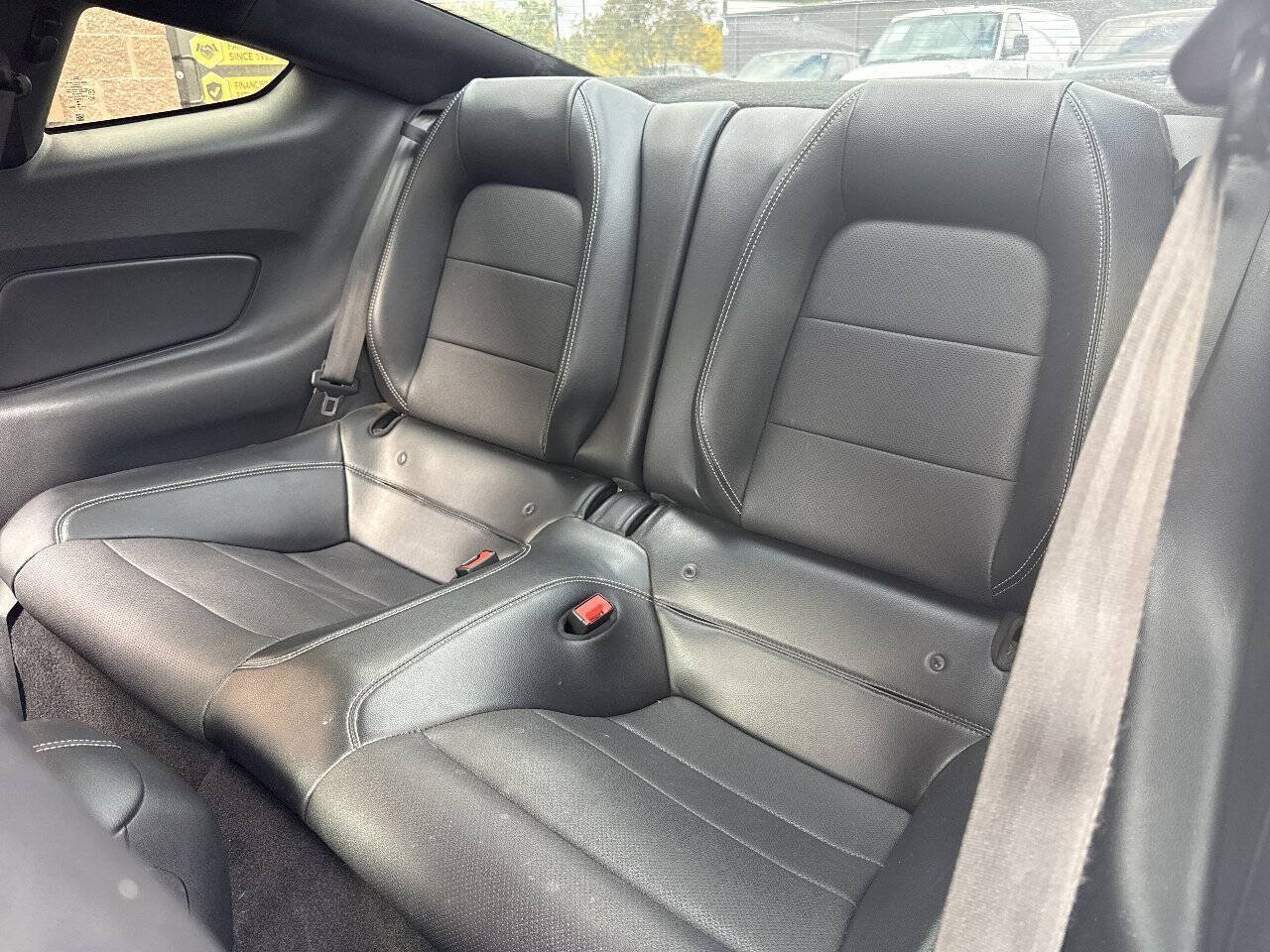 Used 2019 Ford Mustang GT Premium w/ Performance Package - Level 2 RWD image 19