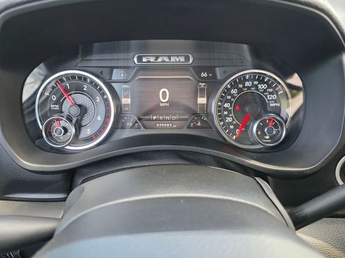 Used 2020 RAM 3500 Laramie image 28