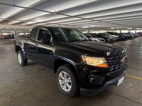 Used 2021 Chevrolet Colorado LT w/ Fleet Safety Package RWD image 3