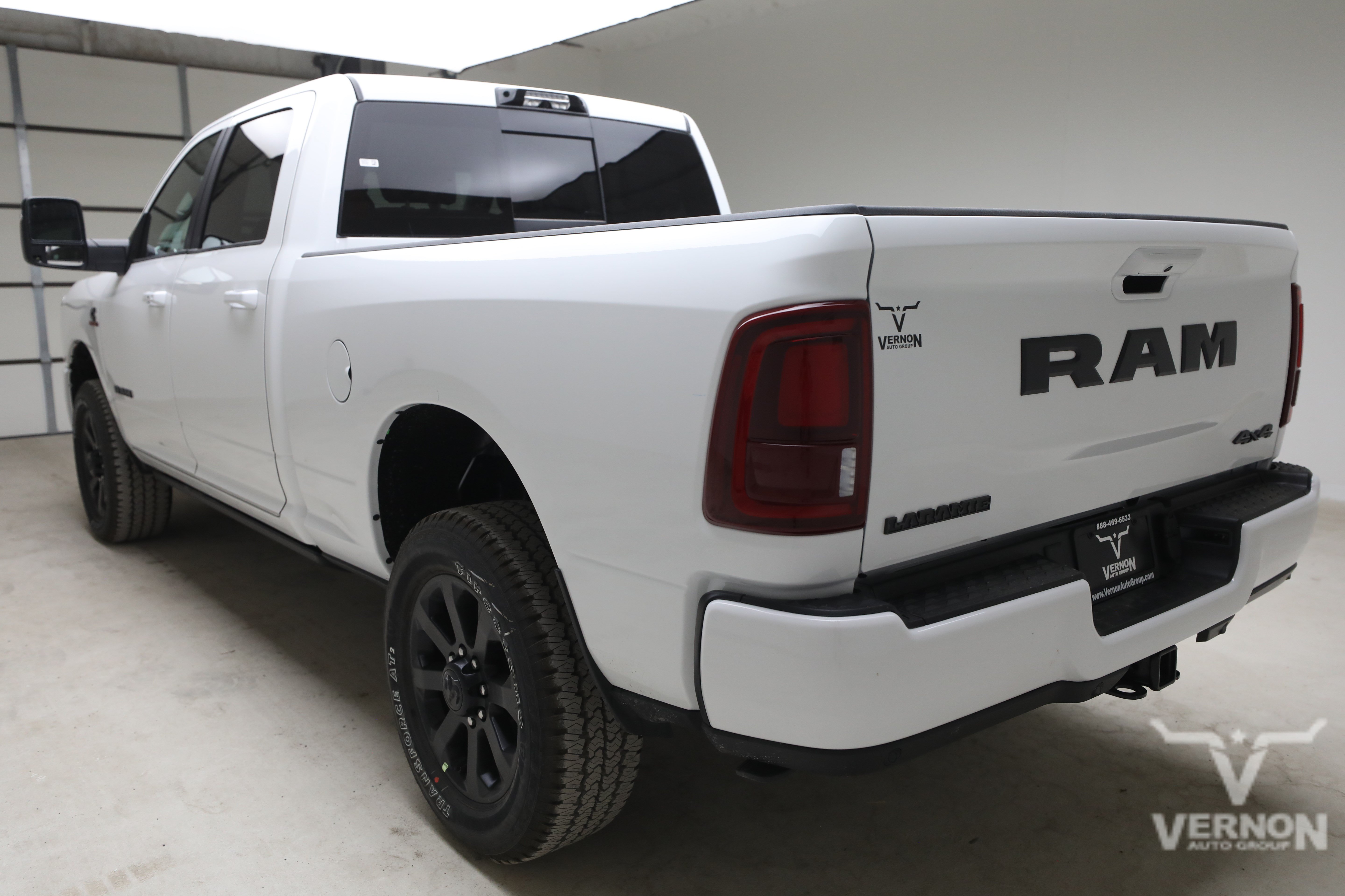 New 2027 RAM 3500 Laramie AWD/4WD image 3