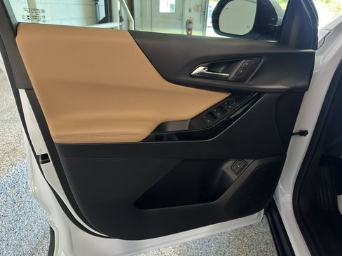 New 2026 Chevrolet Equinox ACTIV w/ Safety and Technology Package image 27