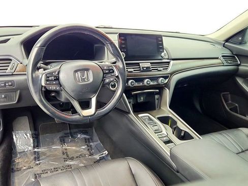 Used 2019 Honda Accord Touring image 13