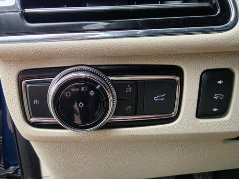 Used 2018 Lincoln Navigator Reserve w/ Technology Package AWD/4WD image 14