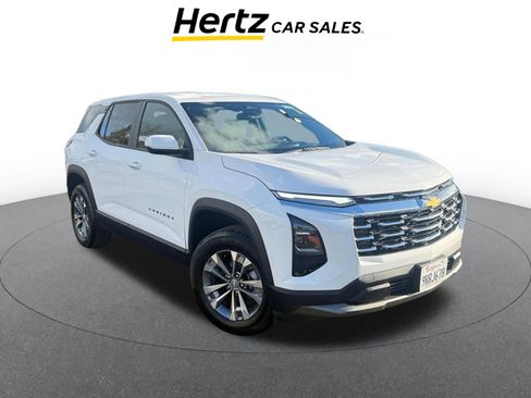 Used 2025 Chevrolet Equinox LT image 1