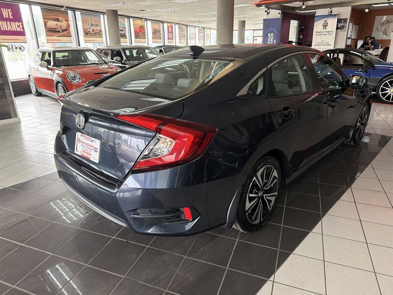 Used 2018 Honda Civic EX-T image 6