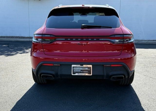 Used 2025 Porsche Macan AWD/4WD image 11