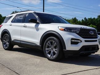 Used 2022 Ford Explorer XLT w/ Equipment Group 202A AWD/4WD video 2