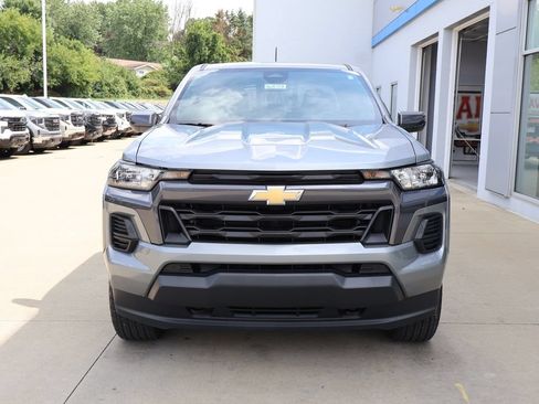 Certified 2025 Chevrolet Colorado LT w/ Advanced Trailering Package AWD/4WD image 5