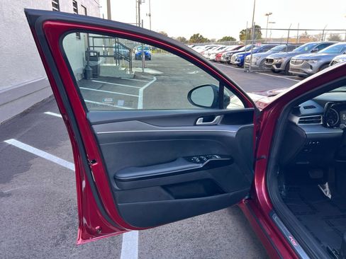 Used 2024 Kia K5 GT-Line w/ GT-Line Premium Package image 20