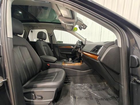Used 2021 Audi Q5 2.0T Premium Plus AWD/4WD image 25