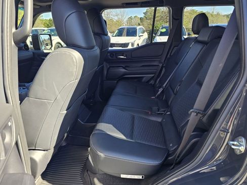 Used 2024 Toyota Land Cruiser image 33
