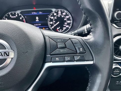 Used 2020 Nissan Sentra SV image 17