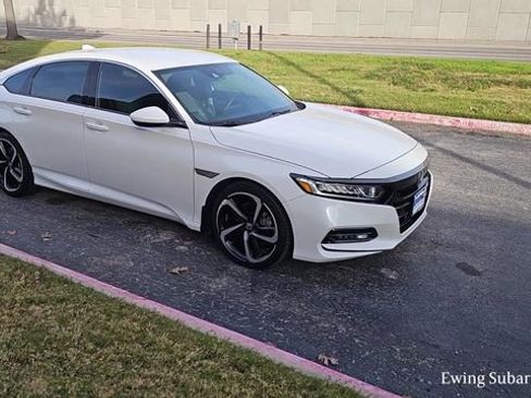 Used 2018 Honda Accord Sport image 7