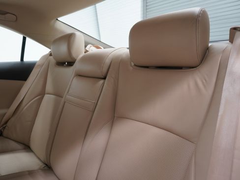 Used 2011 Lexus ES 350 FWD image 11