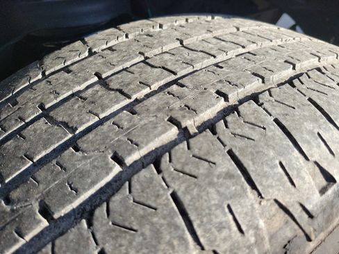 Used 2024 RAM 1500 Laramie image 9