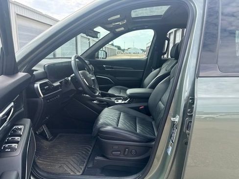 Used 2025 Kia Telluride SX Prestige X-Line AWD/4WD image 3