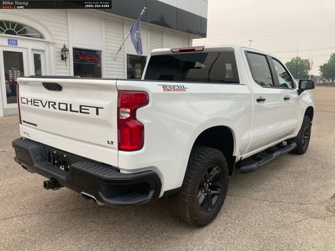 Used 2024 Chevrolet Silverado 1500 LT Trail Boss w/ Protection Package AWD/4WD image 5