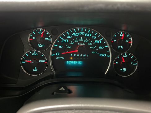 Used 2016 GMC Savana 2500 RWD image 5