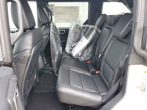 New 2026 Ford Bronco Badlands image 33