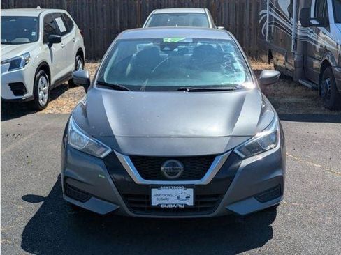 Used 2021 Nissan Versa SV FWD image 40