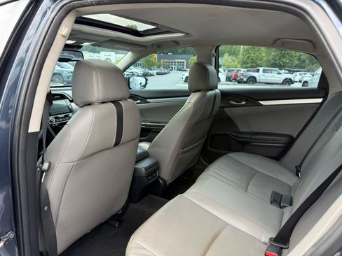 Used 2017 Honda Civic Touring image 23