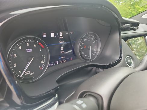 Certified 2025 Cadillac XT5 Premium Luxury w/ Technology Package AWD/4WD image 22