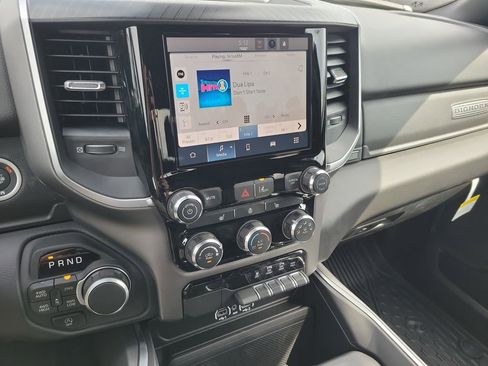 New 2026 RAM 1500 4x4 Crew Cab image 19