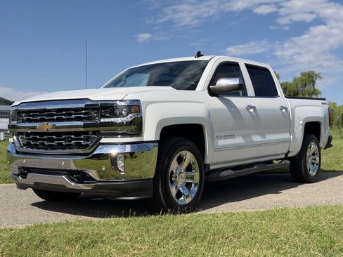 Used 2016 Chevrolet Silverado 1500 LTZ w/ Sport Package AWD/4WD image 39