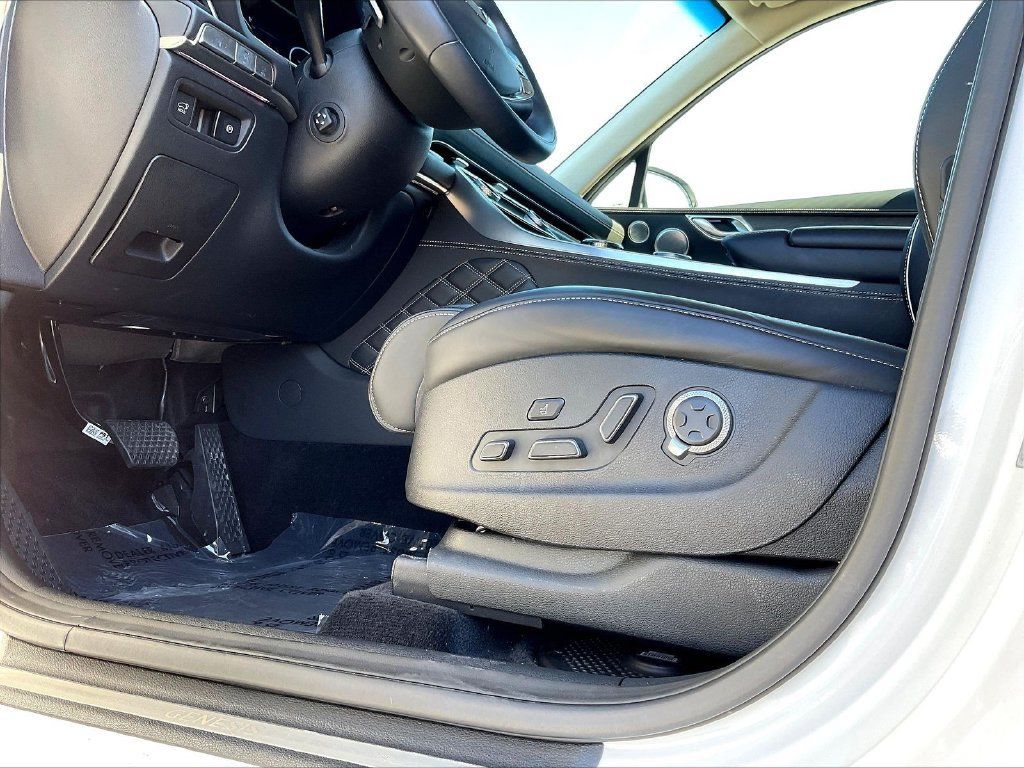 Used 2024 Genesis GV80 3.5T w/ Prestige Package AWD/4WD image 44