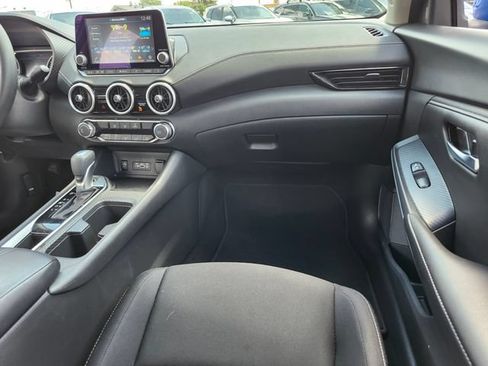 Used 2025 Nissan Sentra SV FWD image 21