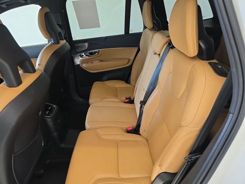 Used 2021 Volvo XC90 T8 Inscription w/ Advanced Package image 19