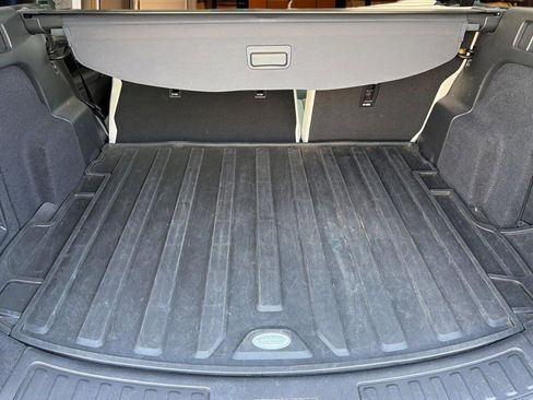 Used 2023 Land Rover Discovery Sport S AWD/4WD image 34
