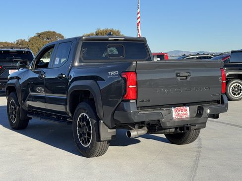New 2025 Toyota Tacoma TRD Off-Road image 12