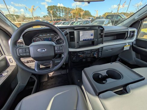 New 2026 Ford F450 XL w/ XL Chrome Package image 10