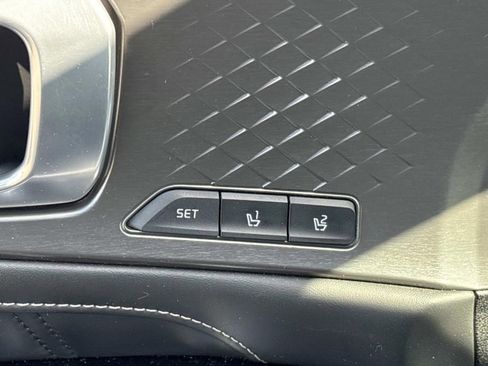 Used 2022 Kia Sorento SX image 26