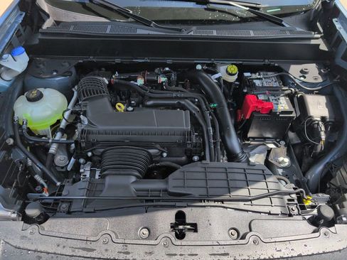 New 2026 Ford Maverick XLT FWD image 32