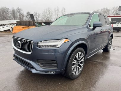 Used 2021 Volvo XC90 T6 Momentum