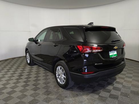 Used 2022 Chevrolet Equinox LS w/ LS Convenience Package image 5