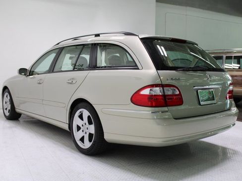 Used 2006 Mercedes-Benz E 500 4MATIC Wagon image 3