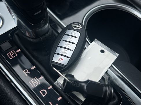 Used 2024 Nissan Altima 2.5 SV image 18