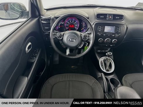 Used 2016 Kia Soul + FWD image 20