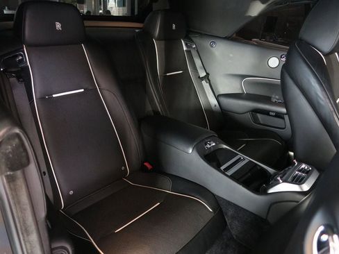 Used 2017 Rolls-Royce Dawn image 34