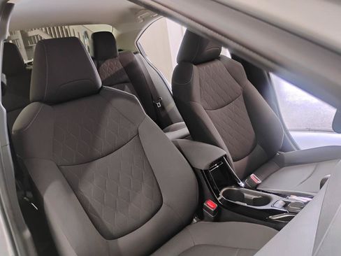 Used 2020 Toyota Corolla LE FWD image 50