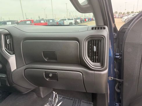 Used 2020 Chevrolet Silverado 1500 Custom w/ Custom Value Package image 44