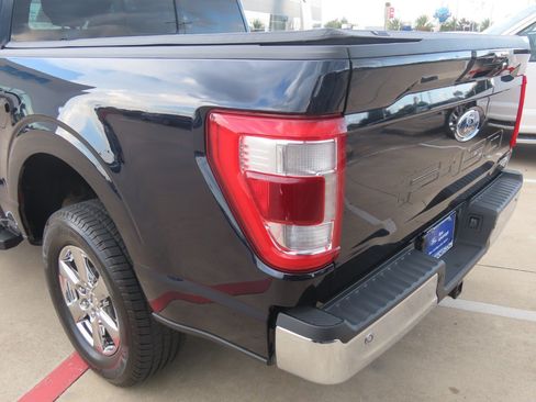 Certified 2021 Ford F150 Lariat w/ Trailer Tow Package AWD/4WD image 13