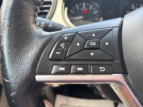 Used 2019 Nissan Rogue Sport SV w/ Technology Package FWD image 44